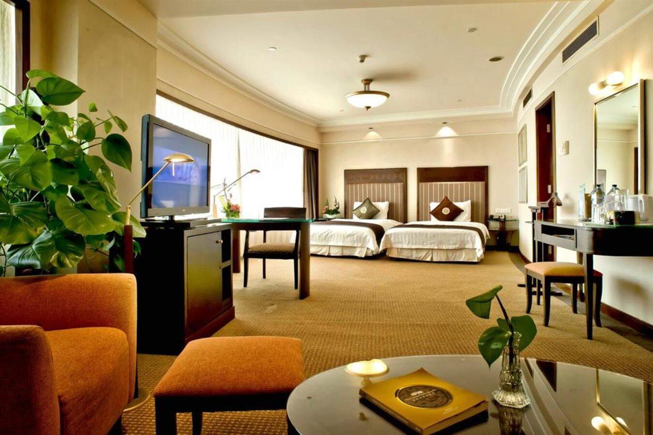Howard Johnson Ginwa Plaza Hotel Xian Bagian luar foto