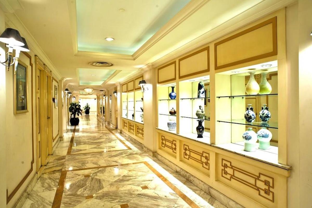 Howard Johnson Ginwa Plaza Hotel Xian Bagian luar foto