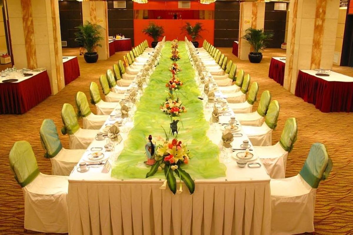 Howard Johnson Ginwa Plaza Hotel Xian Bagian luar foto