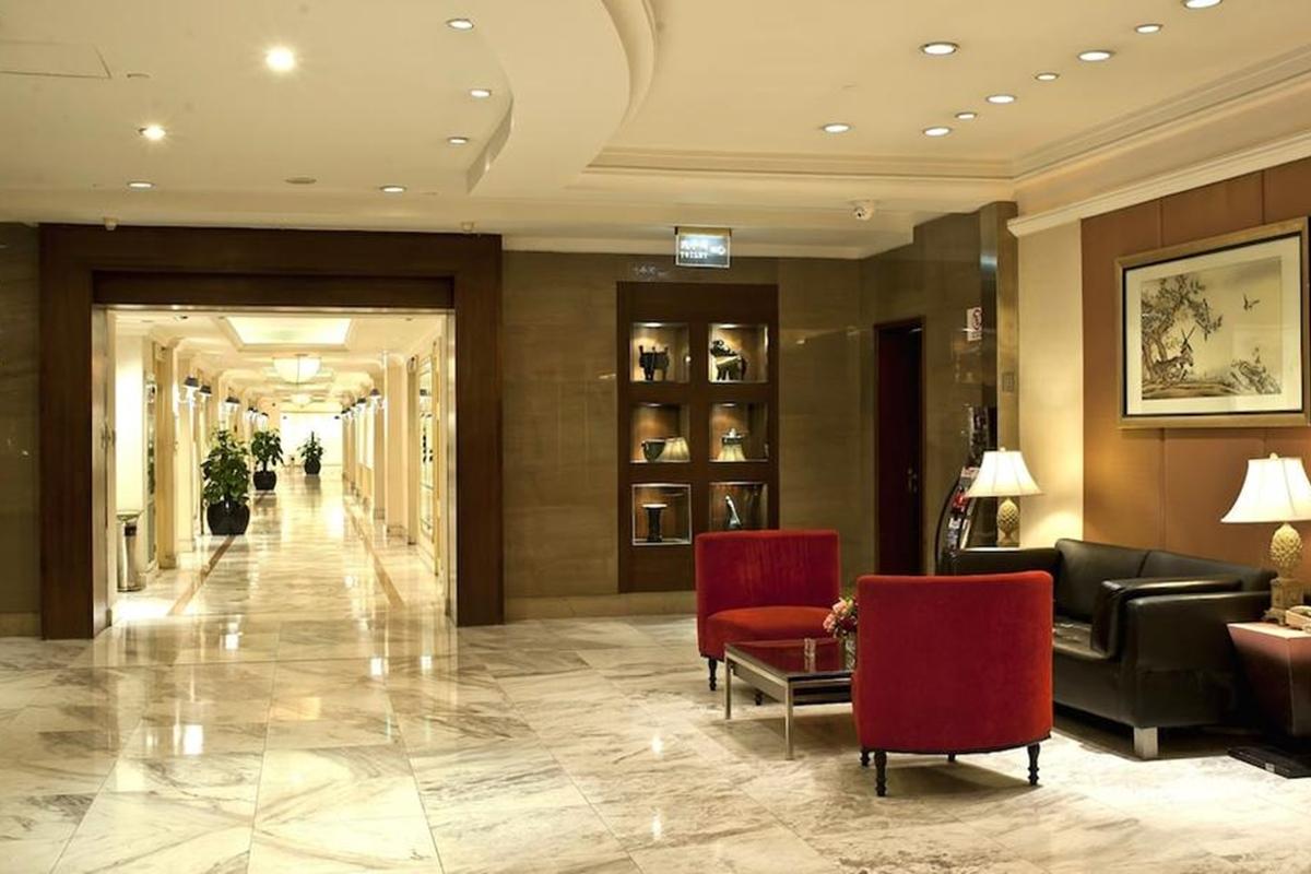Howard Johnson Ginwa Plaza Hotel Xian Bagian luar foto