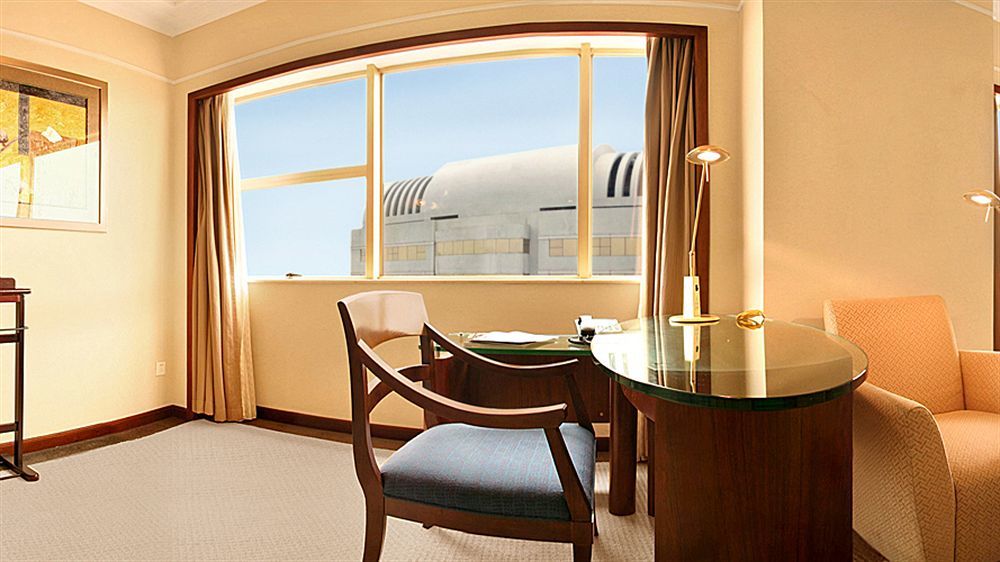 Howard Johnson Ginwa Plaza Hotel Xian Bagian luar foto