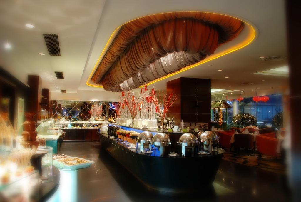 Howard Johnson Ginwa Plaza Hotel Xian Bagian luar foto